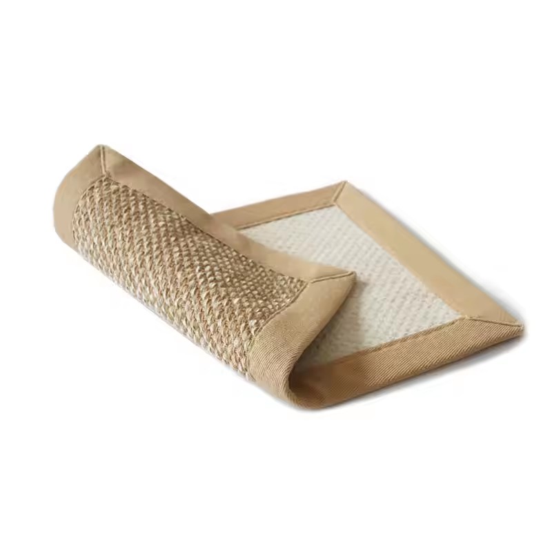 Le tapis à gratter pour chat en tissu de Sisal est utilisé pour le toit de planche à gratter pour chat d'intérieur, tapis anti-rayures ondulé pour protéger les meubles