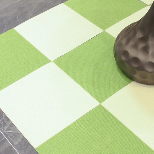 Tapis auto-adhésif à épissure inférieure : scénarios de vie changeants, nouvel océan bleu pour les ventes de tapis