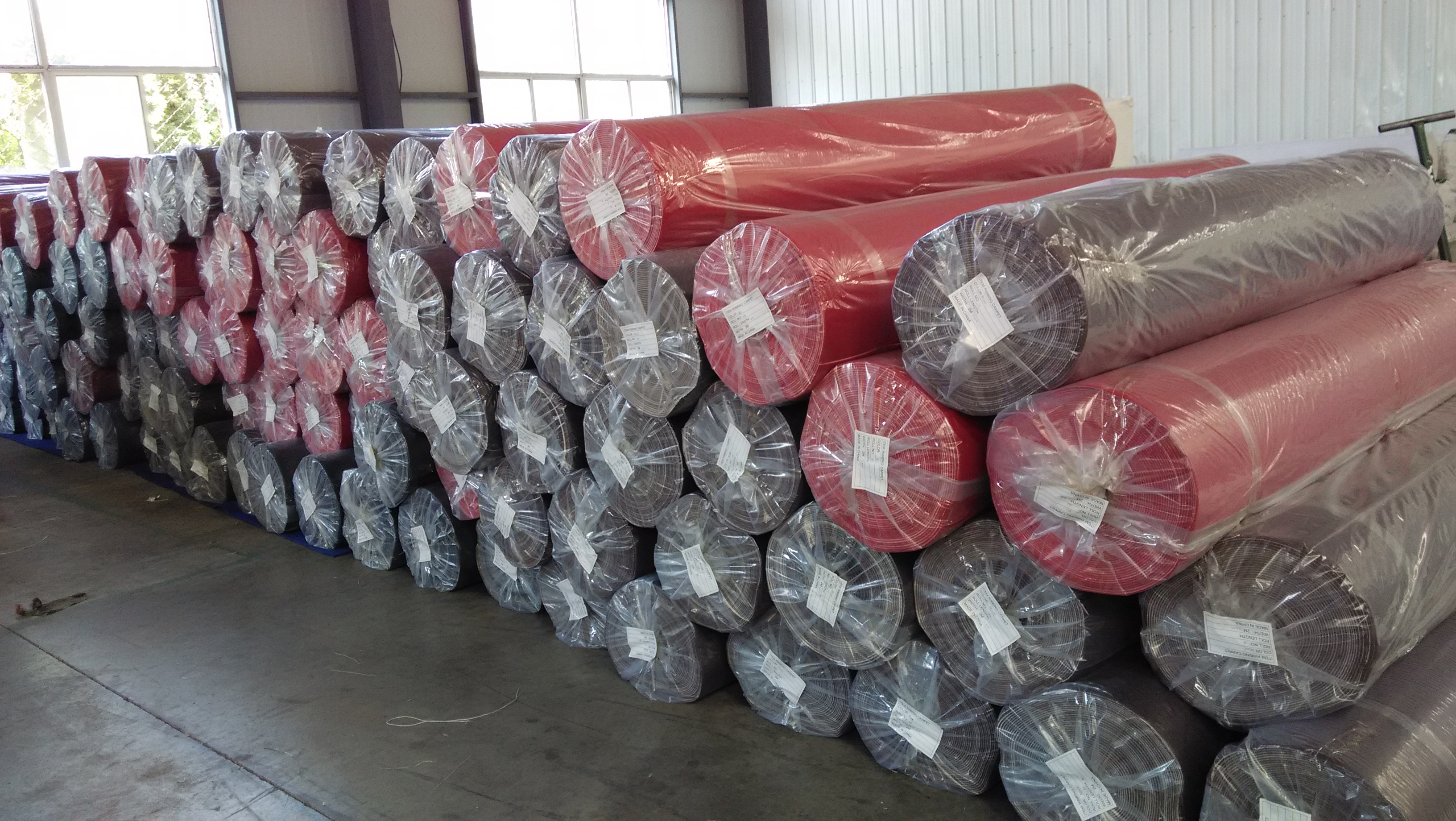 Empilage de produits de moquette