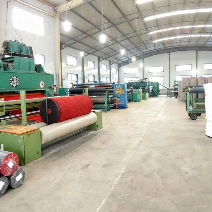 Plonger au cœur de la production de tapis RATO : témoigner de la force exceptionnelle des ateliers professionnels