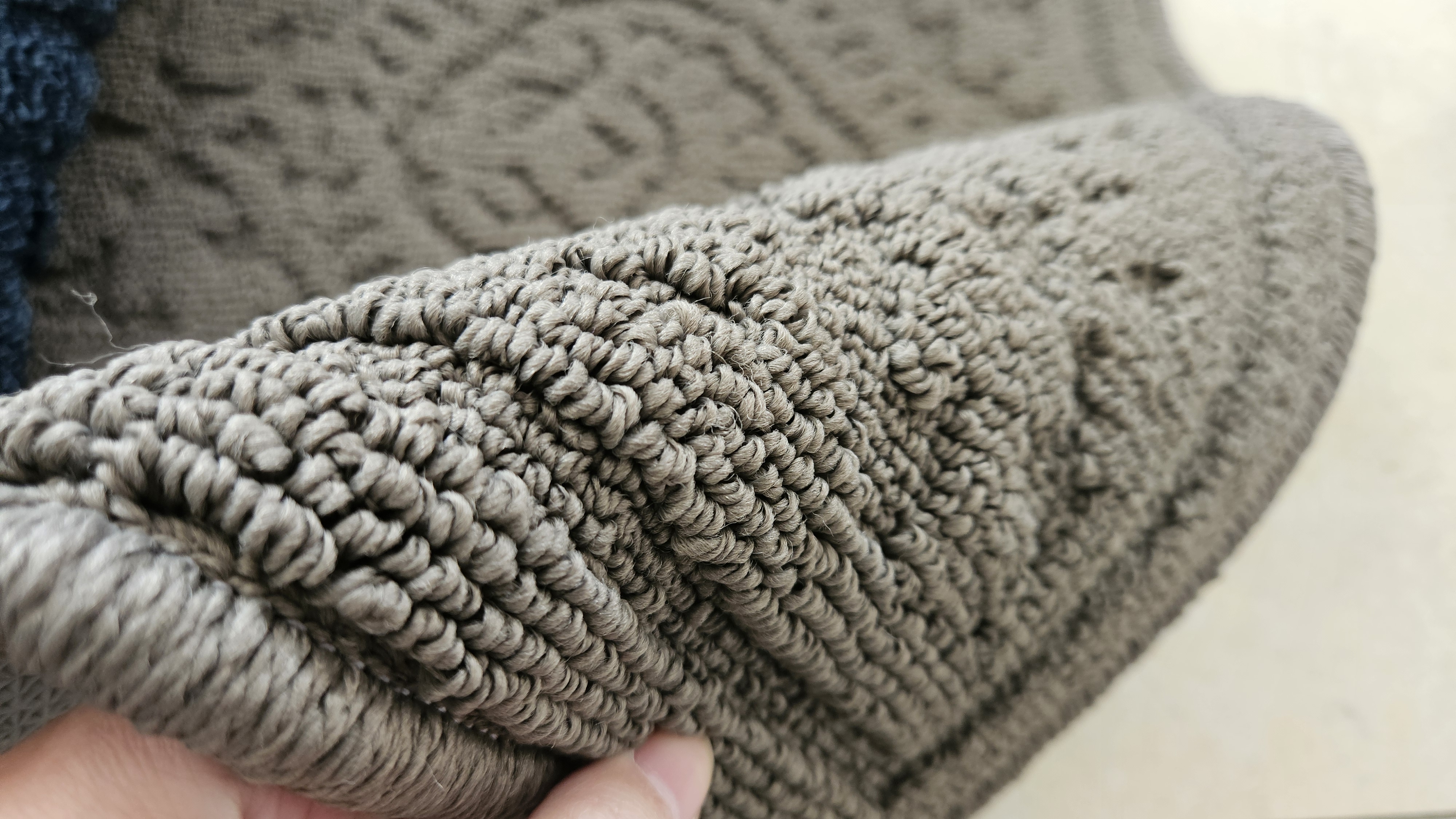 Tapis grattoir à poils bouclés