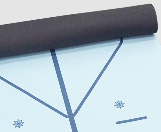 Présentoir avant pour tapis de yoga (2)