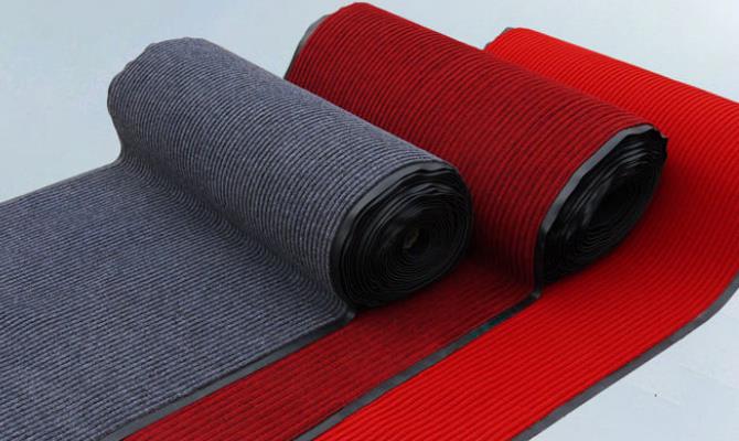 Matériau du rouleau de tapis de porte à rayures