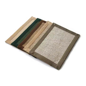 Le tapis à gratter pour chat en tissu de Sisal est utilisé pour le toit de planche à gratter pour chat d'intérieur, tapis anti-rayures ondulé pour protéger les meubles