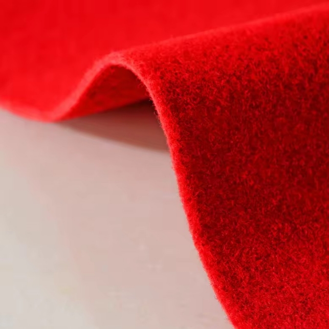 Surface du tapis rouge