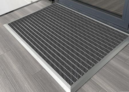 Paillasson de bienvenue en alliage d'aluminium robuste