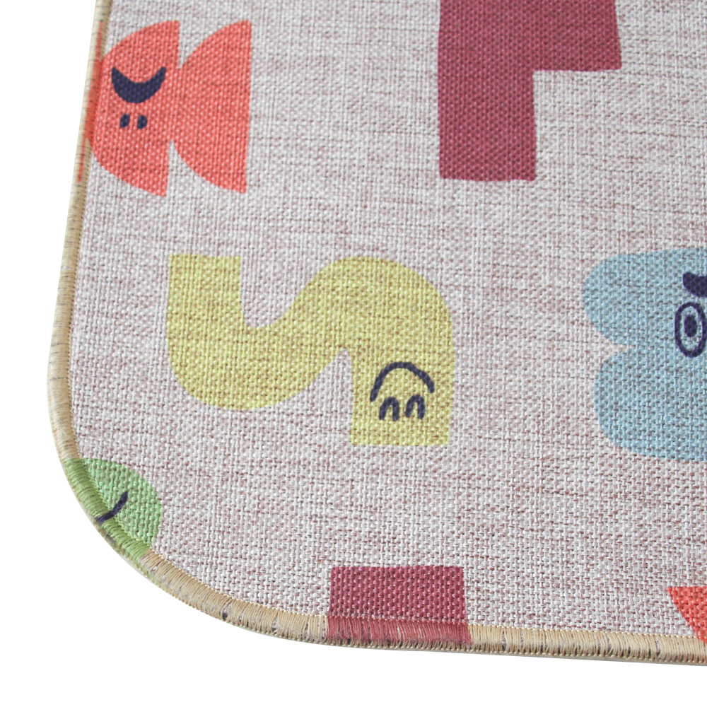 Gros plan des coins de la porte