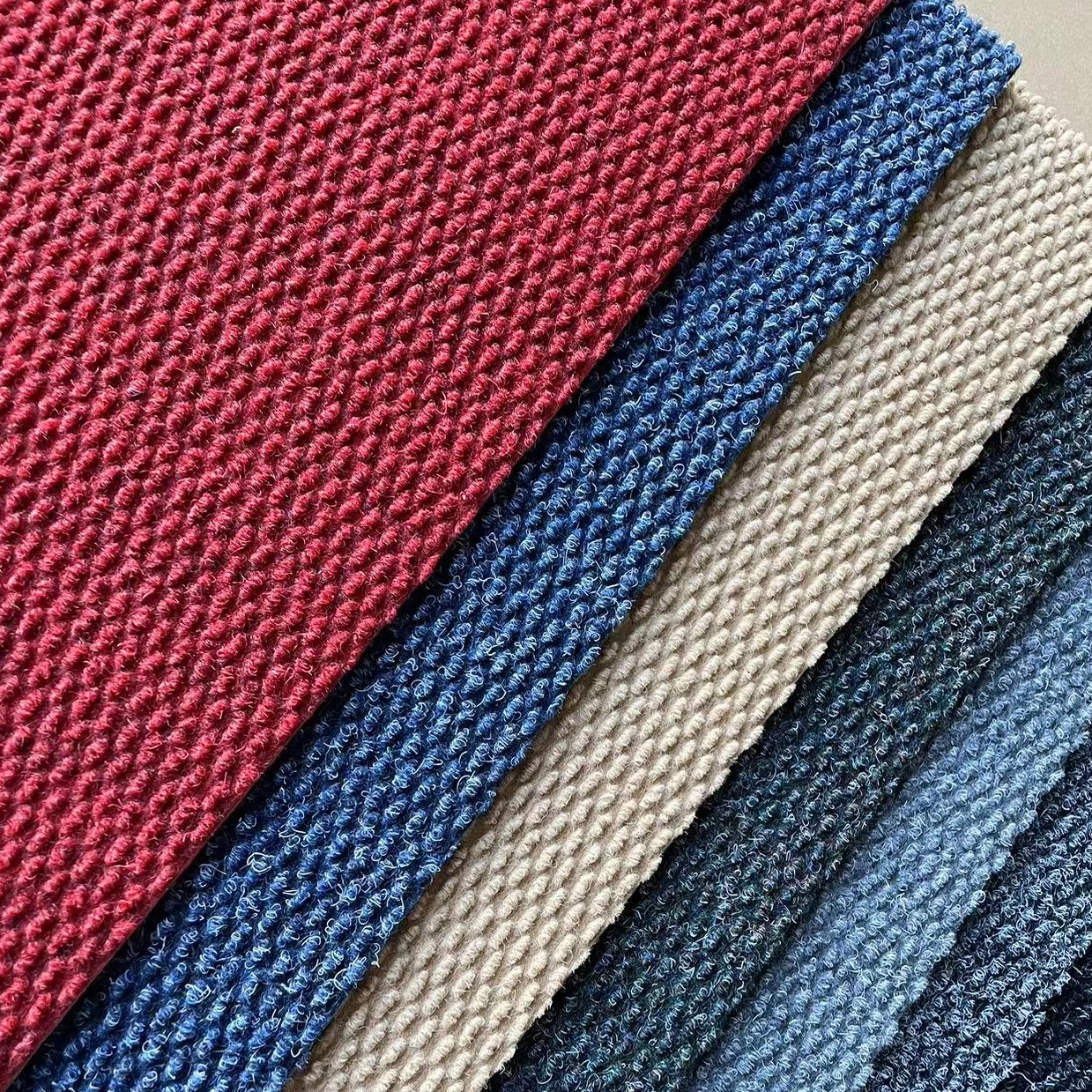 Achat en gros de tapis grattoirs à motif d'ananas : comment évaluer la durée de vie du rapport coût-efficacité ?
